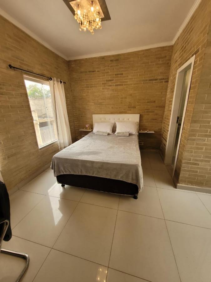 Sobrado 2 Amplo E Confortavel Em Condominio โครุมบา ภายนอก รูปภาพ